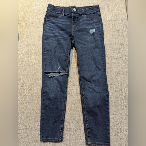 ๐๐ข๐ฌ๐ญ๐ซ๐๐ฌ๐ฌ๐๐ ๐ฃ๐๐๐ง๐ฌ - Picture 1 of 1